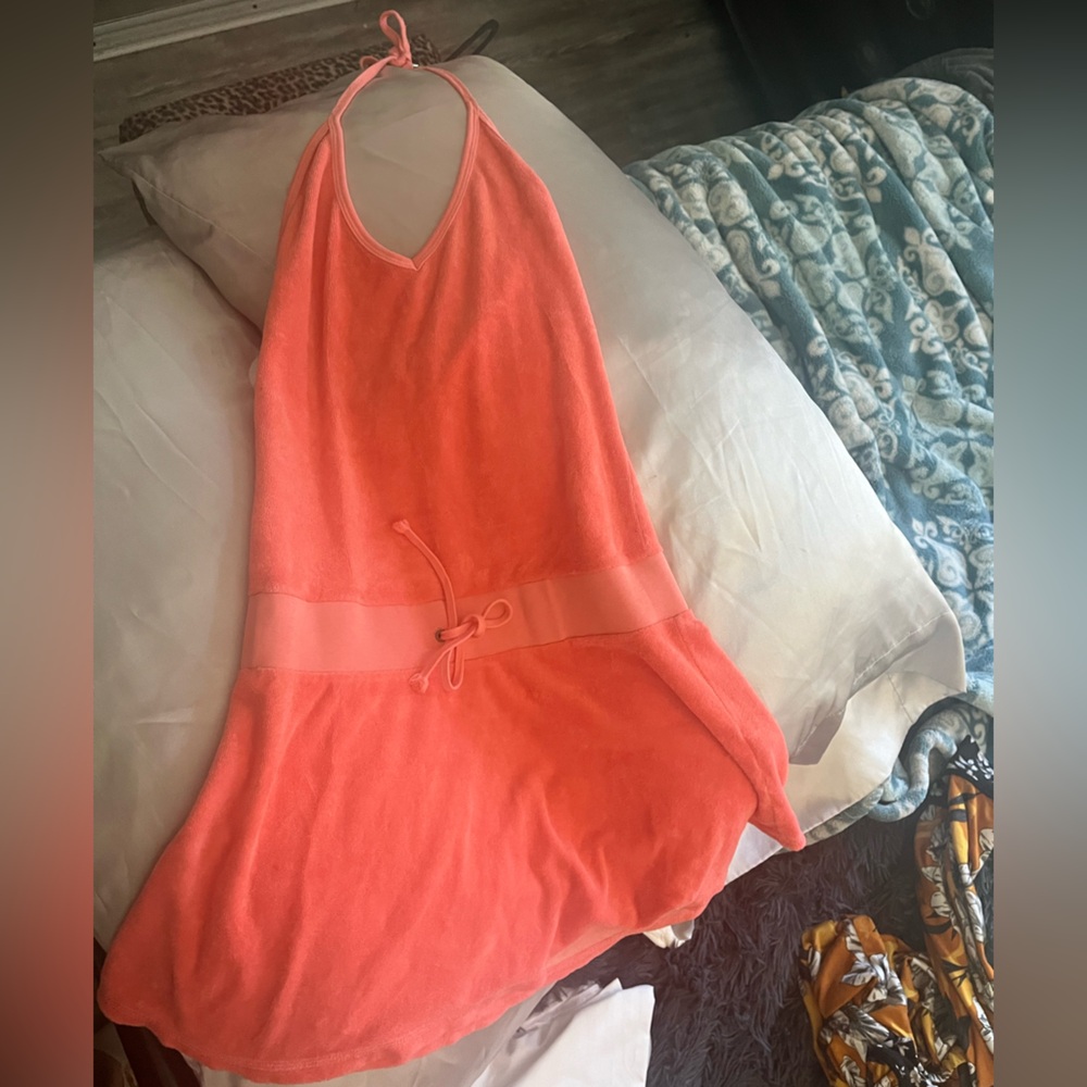 Y2K JUICY COUTURE CLASSIC peach color halter terry dress.